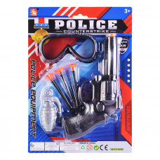 Набор полицейского (пистолет, очки, граната) на листе 1414-26   